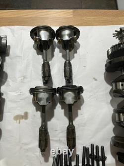 HONDA CBR 929 Fireblade Crank / Cam Shafts / Cylinder Head / Pistons (#7)