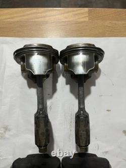 HONDA CBR 929 Fireblade Crank / Cam Shafts / Cylinder Head / Pistons (#7)