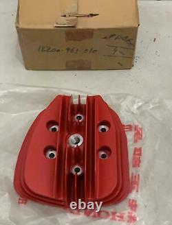 Honda Atc250r 1981-82 Cylinder Head # 12200-961-010 New Oem (a3-3)r (s)