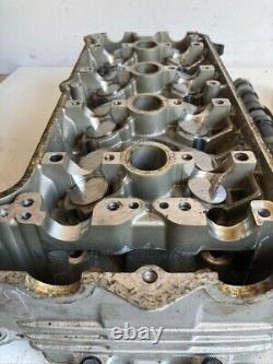 Honda CBR 600F Pc31 Cylinder Head (2 exhaust studs stuck) (1995 1998)