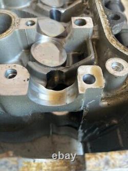 Honda CBR 600F Pc31 Cylinder Head (2 exhaust studs stuck) (1995 1998)