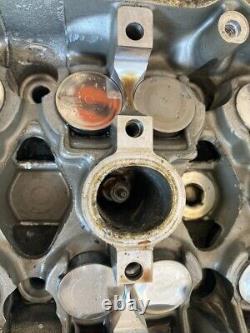 Honda CBR 600F Pc31 Cylinder Head (2 exhaust studs stuck) (1995 1998)