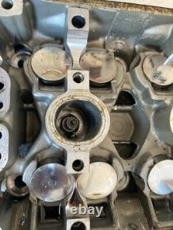 Honda CBR 600F Pc31 Cylinder Head (2 exhaust studs stuck) (1995 1998)