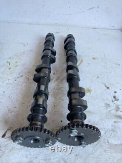 Honda CBR 600F Pc31 Cylinder Head (2 exhaust studs stuck) (1995 1998)