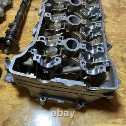 Honda CBR900RR Fireblade SC33 Complete Cylinder Head 1998 1999