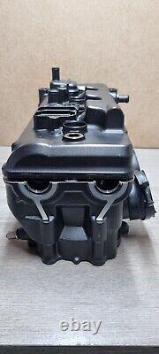 Honda Cb1000r Sc80 Cylinder Head