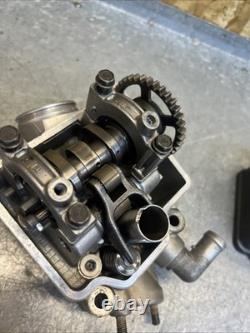 Honda Crf 250 R 2014-2017 Complete Cylinder Head Cam Valves Good Condition