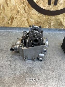 Honda Crf 250 R 2014-2017 Complete Cylinder Head Cam Valves Good Condition