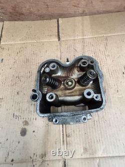 Honda FES 125 S-Wing Cylinder Head