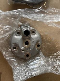 Honda Rs125 Nx4 Nos E-2 Cylinder Head